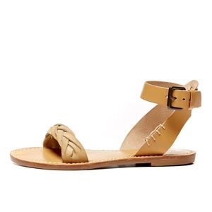 NEW Soludos “Vachetta” Braided Leather Sandal in Natural Sz 7